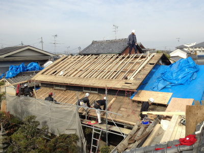 屋根葺き替え工事
