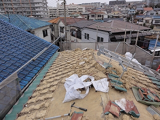 屋根葺き替え工事