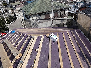 屋根葺き替え工事