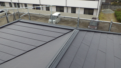 雨漏り補修工事(カバー工法)