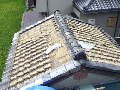 屋根葺き替え工事