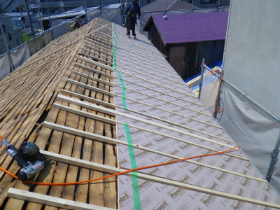 屋根葺き替え工事