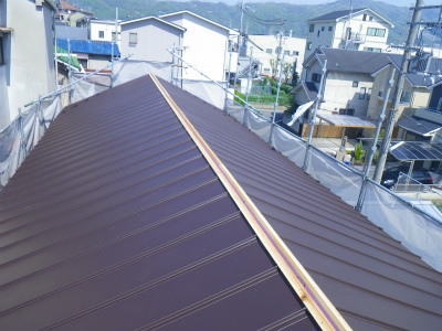 屋根葺き替え工事