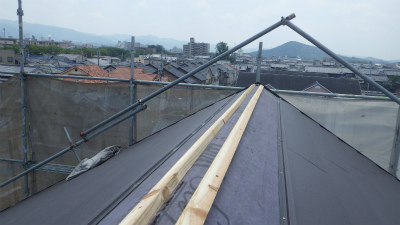 屋根葺き替え工事(カバー工法)