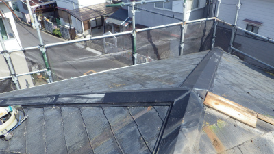 雨漏り補修工事(カバー工法)
