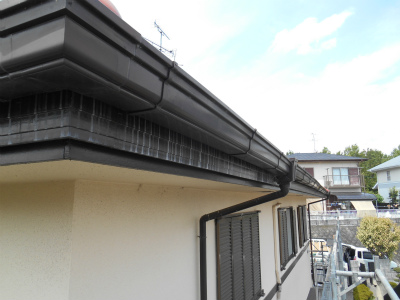 樋架け替え工事