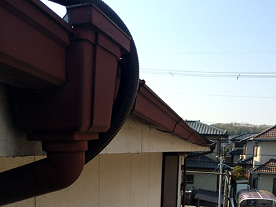 樋架け替え工事