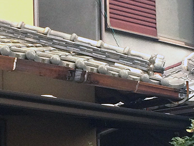樋架け替え工事