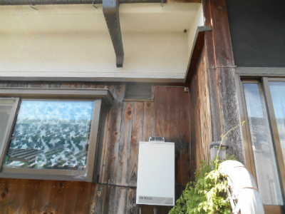 樋架け替え工事