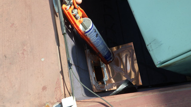 屋根カバー工事