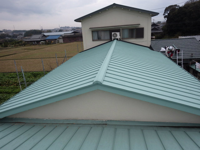 屋根カバー工事