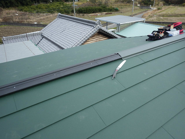 屋根カバー工事