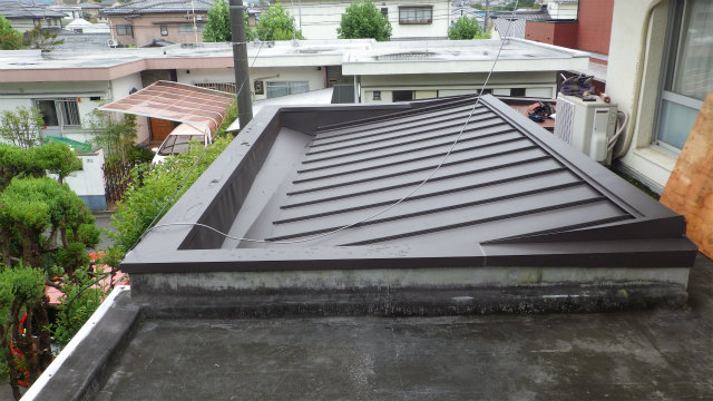 屋根カバー工事