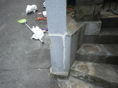 外塀クラック補修工事