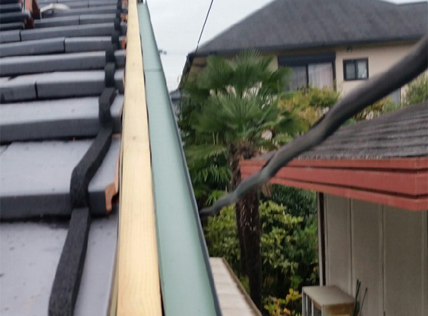 屋根葺き替え工事