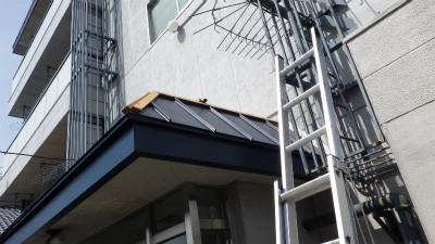 屋根カバー工事