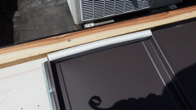 屋根カバー工事