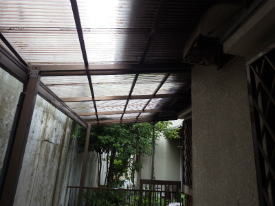 ポリカ屋根復旧工事