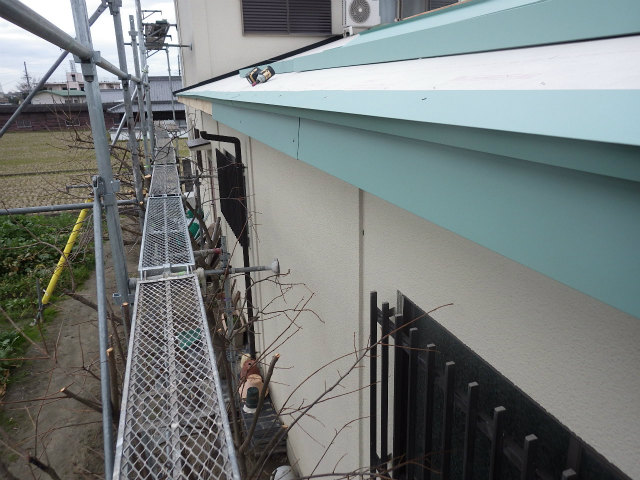 屋根カバー工事