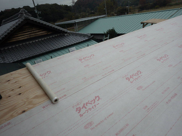 屋根カバー工事