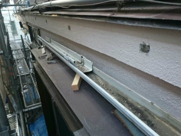樋架け替え工事