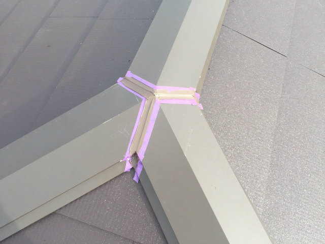 屋根葺き替え工事