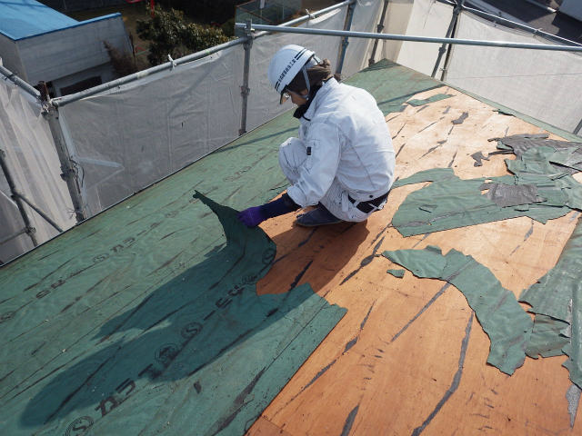 屋根葺き替え工事