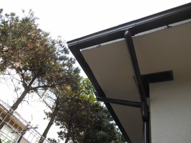 樋掛替工事