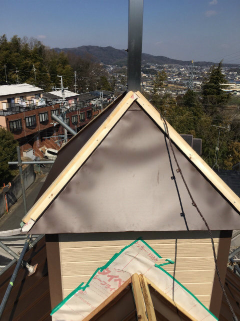 屋根カバー工事