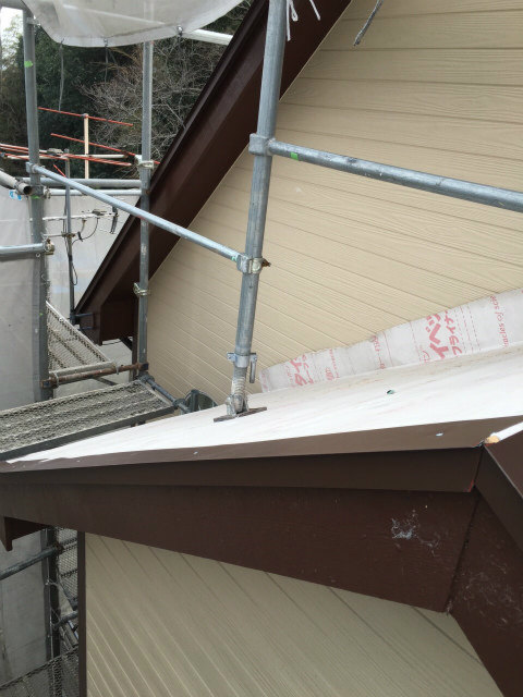 屋根カバー工事
