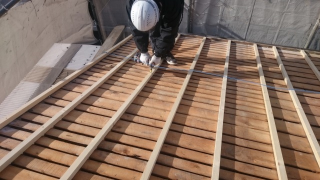 屋根葺き替え工事
