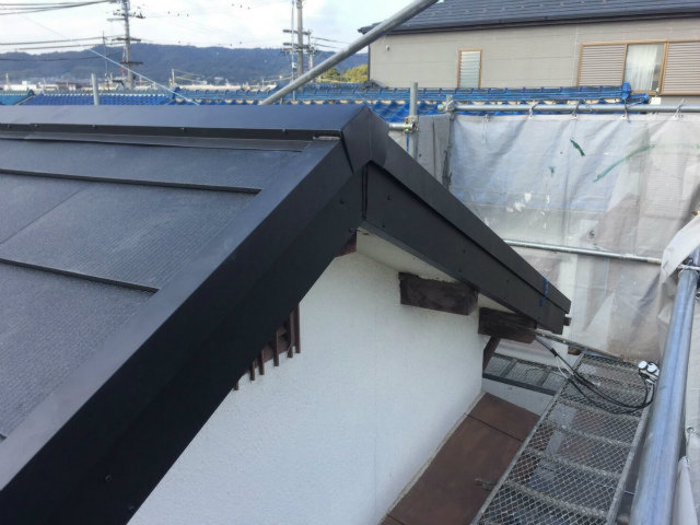 屋根葺き替え工事