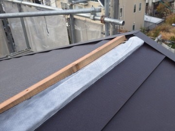 屋根葺き開け工事