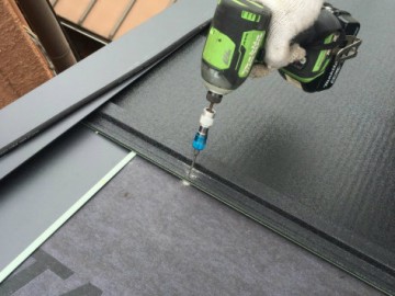 屋根カバー工事
