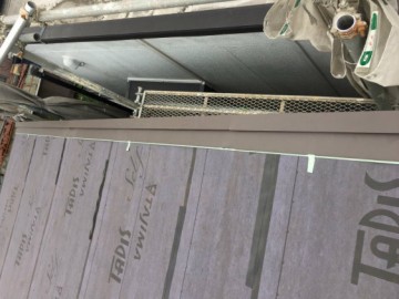 屋根カバー工事