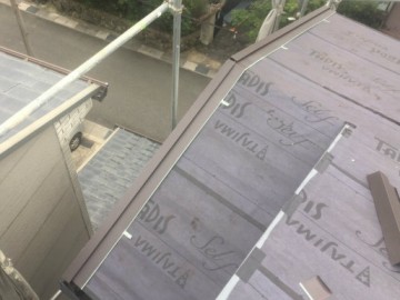 屋根カバー工事
