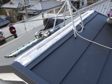屋根葺き替え工事