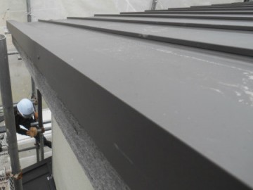 屋根カバー工事