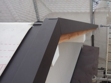 屋根葺き替え工事
