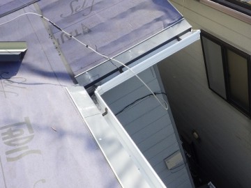 屋根カバー工事