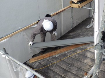 屋根カバー工事