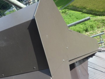 屋根カバー工事