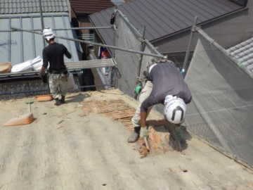屋根葺き替え工事