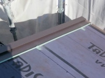 屋根カバー工事