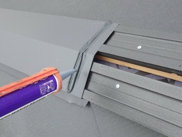 屋根カバー工事