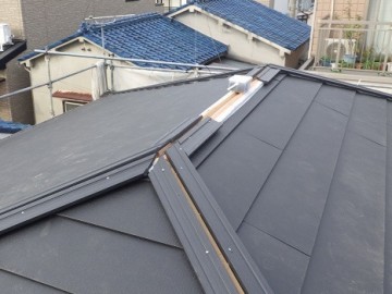 屋根葺き替え工事