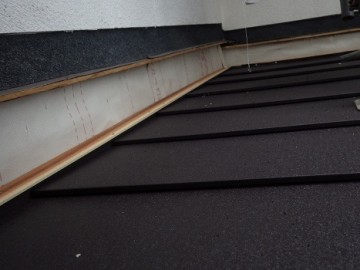 屋根葺き替え工事