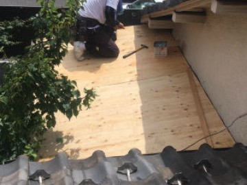 屋根カバー工事
