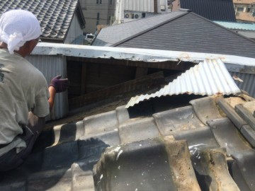 屋根修理工事