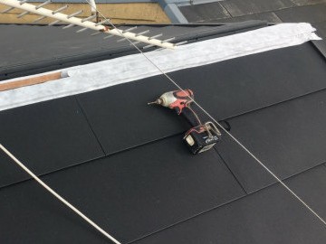 屋根カバー工事